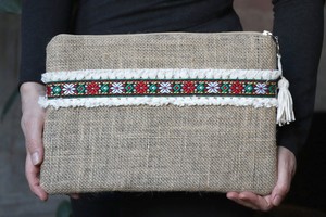  Birgi - Çuval Clutch Çanta Etnik Şeritli